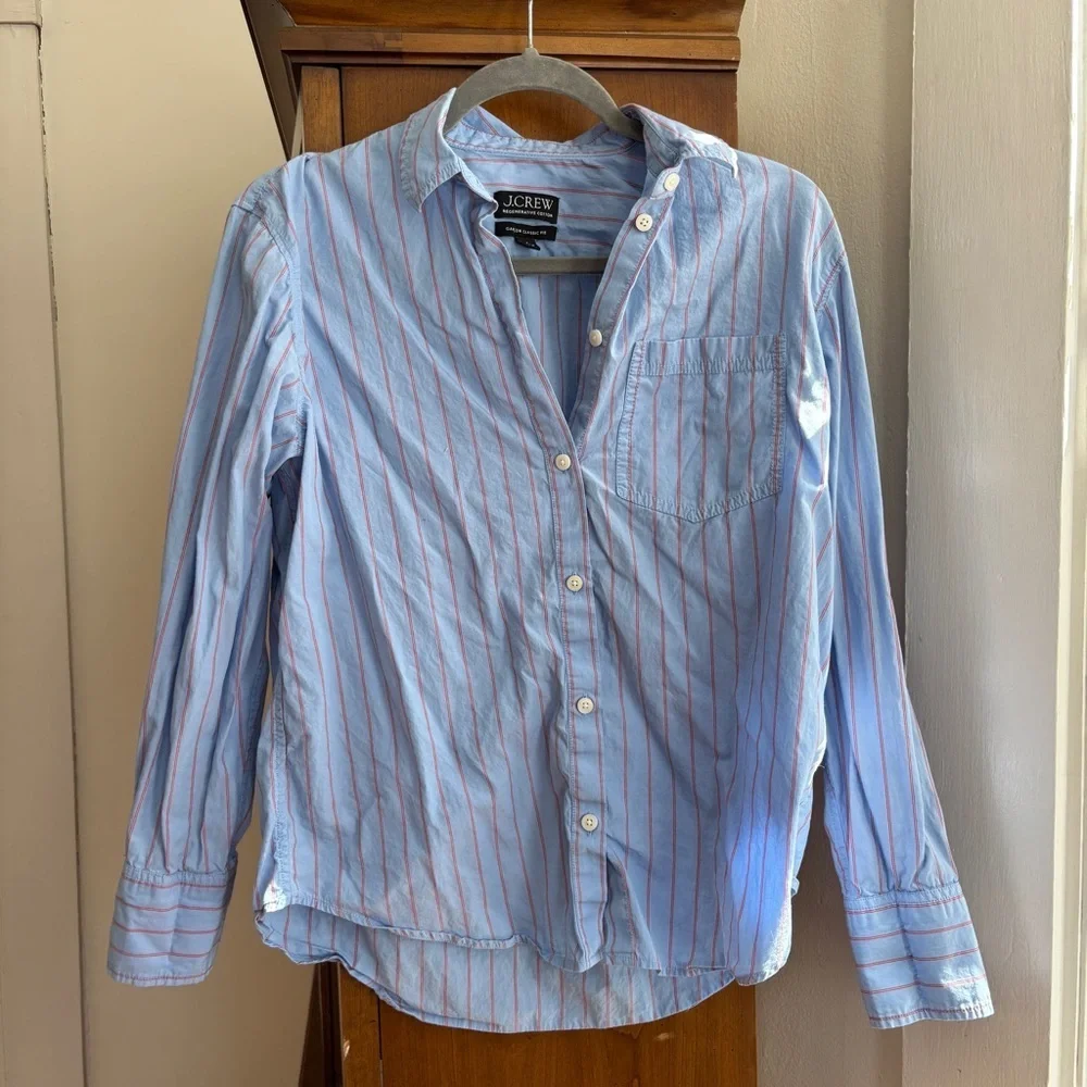 J. Crew Garçon Women’s Blue and red Striped Button Down Shirt size 6